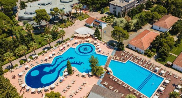 !                                                                       Albania / Golem - hotel Tropikal Resort affiliated by Melia **** 2022