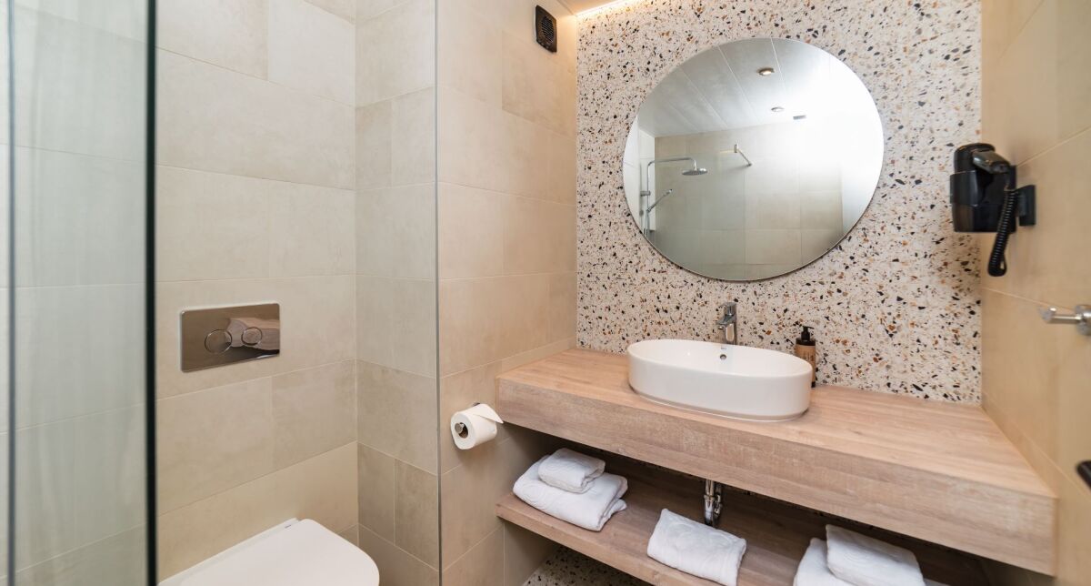 🌴