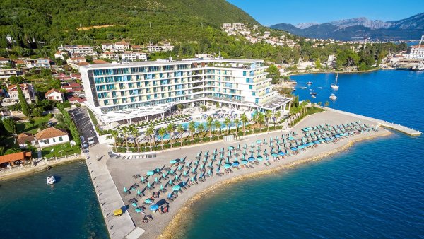 Czarnogóra/ Bar - hotel Carine Hotel Kumbor ***** lato 2023 dojazd własny