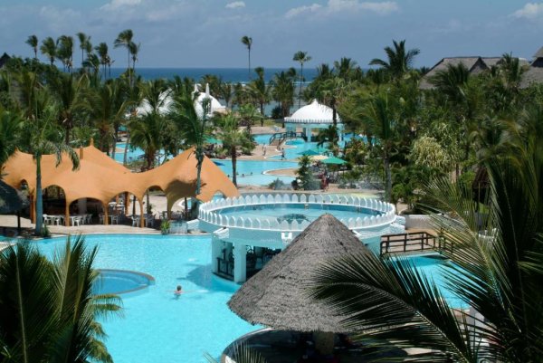 Kenia / Wybrzeże Mombasy / Diani Beach - hotel Southern Palms Beach Resort **** 2025/2026