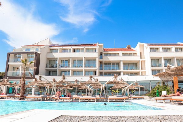 Czarnogóra - hotel OTRANT **** all inclusive  LATO 2023 polecamy !