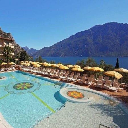 :                                                                              Włochy/ Jezioro Garda/ Limone - hotel Ilma **** dojazd własny 2022