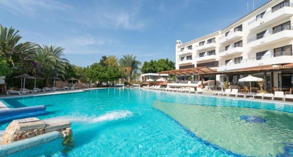 Cypr / Pafos  hotel Paphos Gardens Holiday Resort *** lato 2023