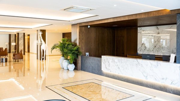 🌴